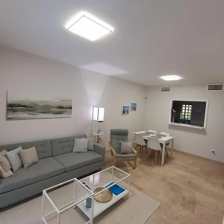 Duquesa Village Cozy Golf & * Manilva